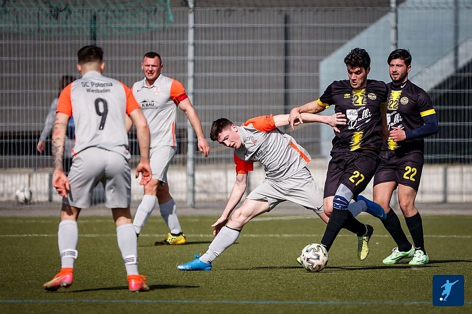 B Liga Gräselberg gewinnt hitziges Topspiel FuPa