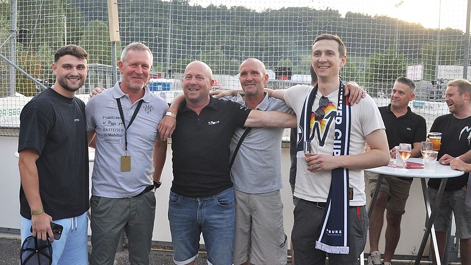 Bereits vor dem Spiel herrschte beim Apéro eine super Stimmung.