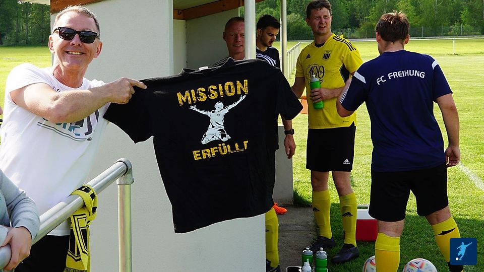 Nach Mission "Aufstieg" den Klassenerhalt gesichert!  "EDELFAN!"