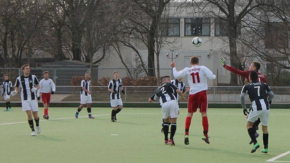 Zwei Teams auf Augenhöhe