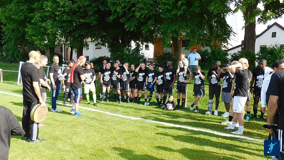 Der MSV Düsseldorf steigt als Meister der Landesliga 1 in die Oberliga auf. Foto Saysay M
