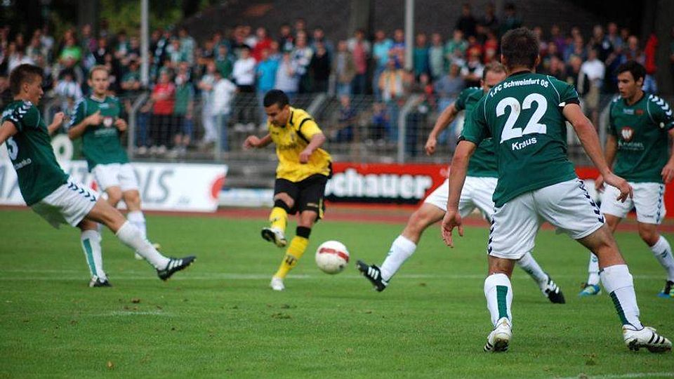 1. FC Schweinfurt 05 gegen SpVgg Bayern Hof