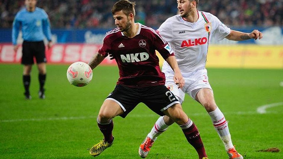 Der FC Augsburg hat gegen den FC Nürnberg knapp ve