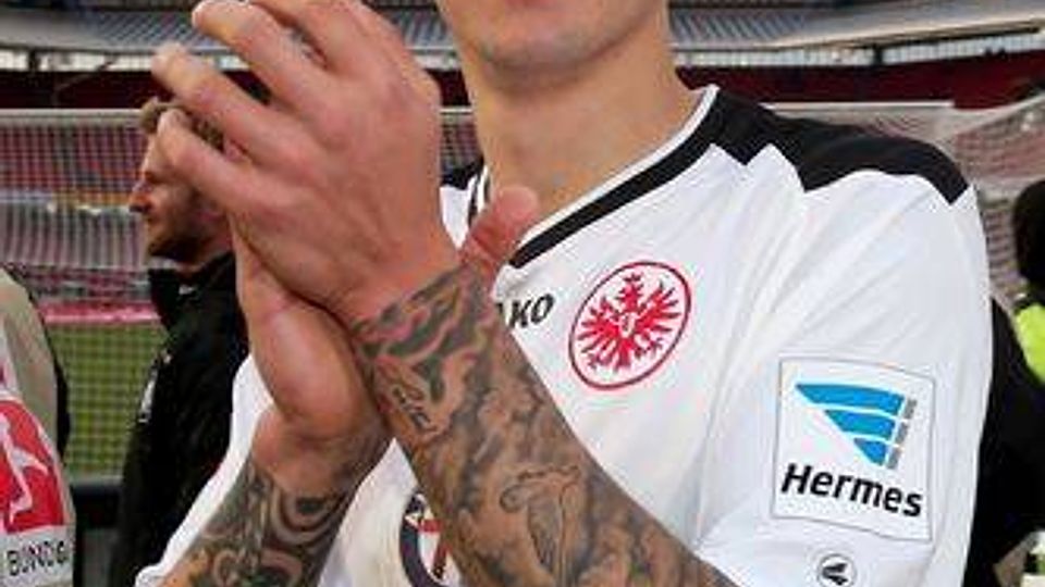 Eintracht Frankfurt feiert im Abstiegskampf beim 1