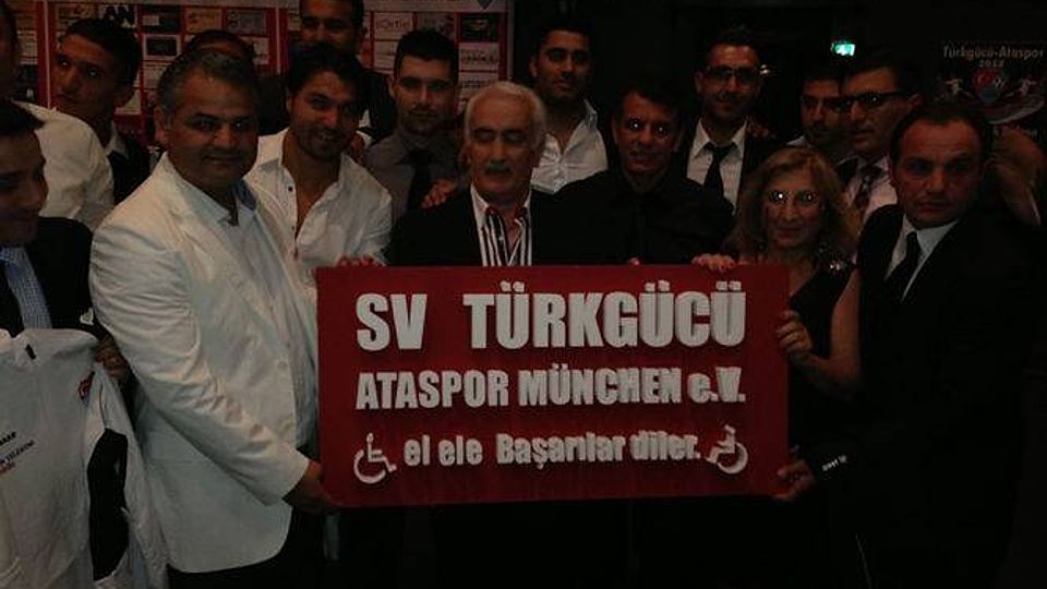 Die Aufstiegsfeier des SV Türkgücü Ataspor München