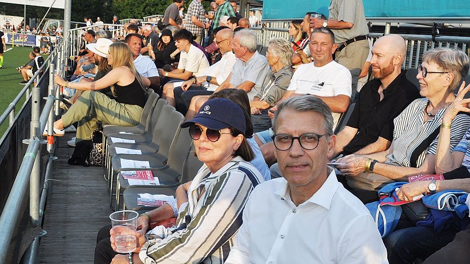 Peter Knäbel unter den Zuschauern …