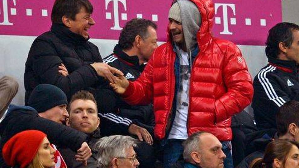 Der FC Bayern hat den FC Schalke am Samstagabend m