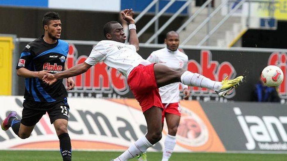 Regensburg mit 0:0 gegen den SC Paderborn - Bilder