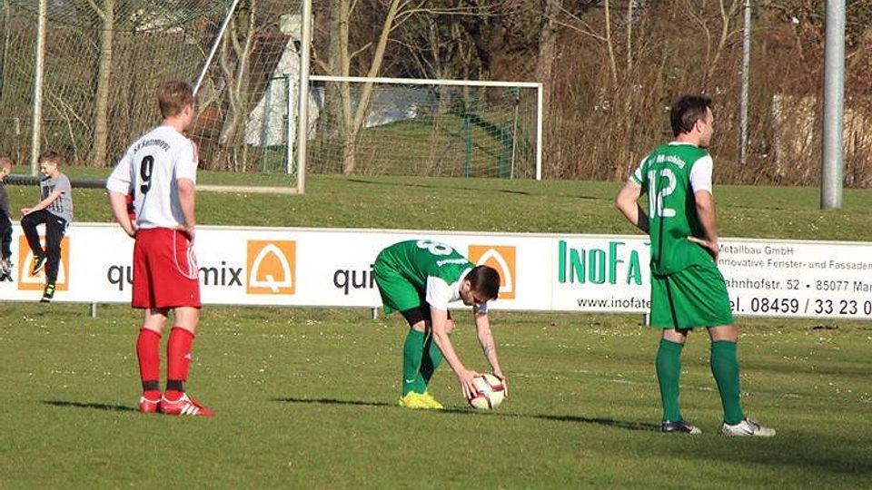 Der SV Sulzemoos (weiß) und der SV Manching trennt