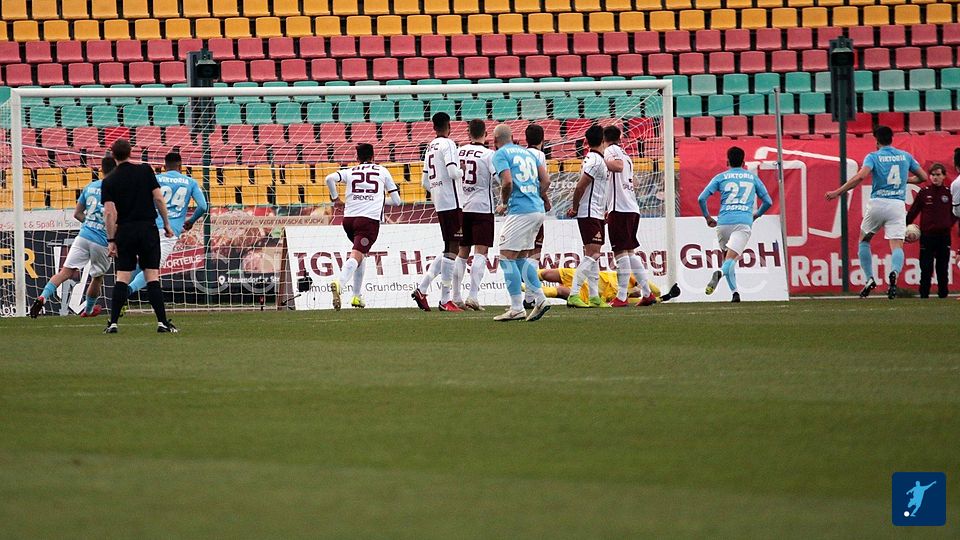 1:1 Gebhart, Timo (55.) II