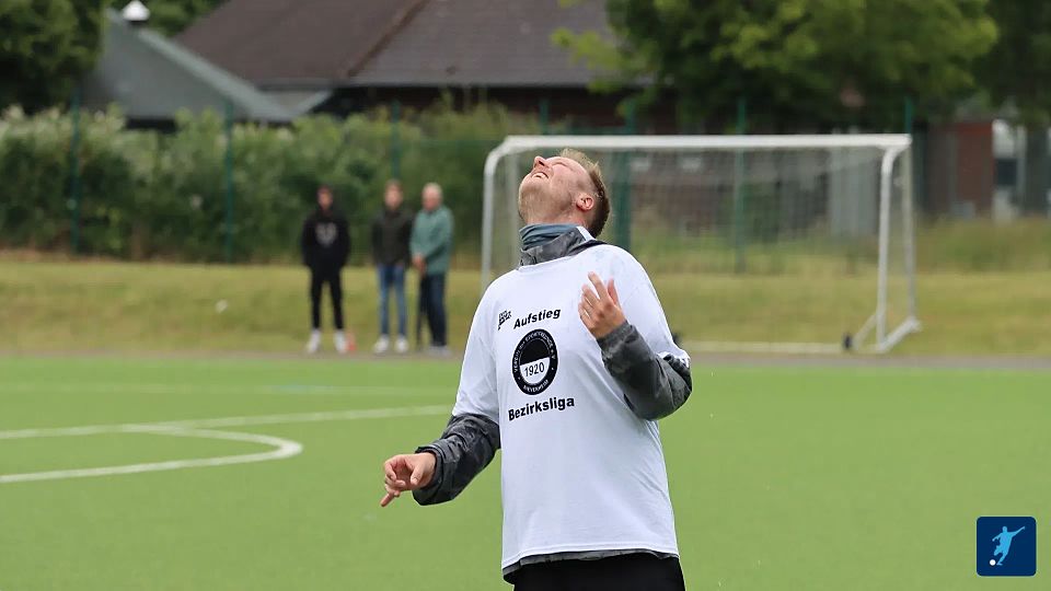 VdS Nievenheim steigt als Meister der Kreisliga A von Grevenbroich und Neuss in die Bezirksliga auf. Foto: Frank Vieten.