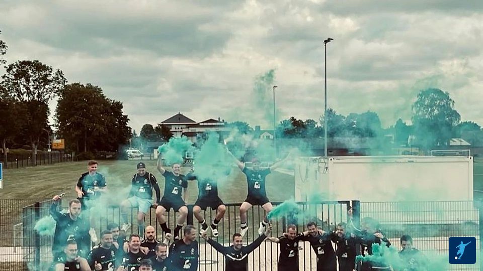 Die SGE Bedburg-Hau II steigt als Kreisliga-B-Meister in die Kreisliga A von Kleve und Geldern auf. Foto: Jochen Seerden / SGE Bedburg-Hau
