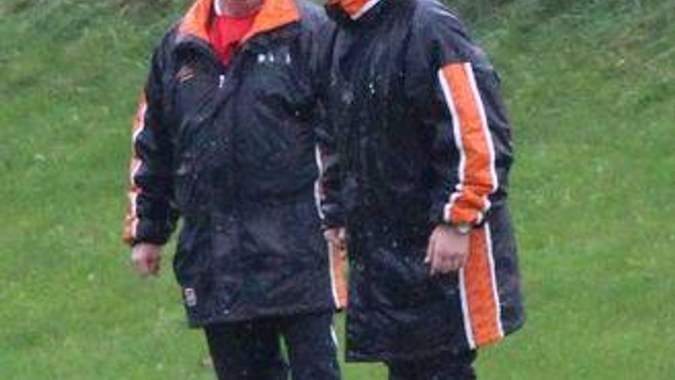 Der SV Sulzemoos (weiß) setzte sich im Heimspiel g