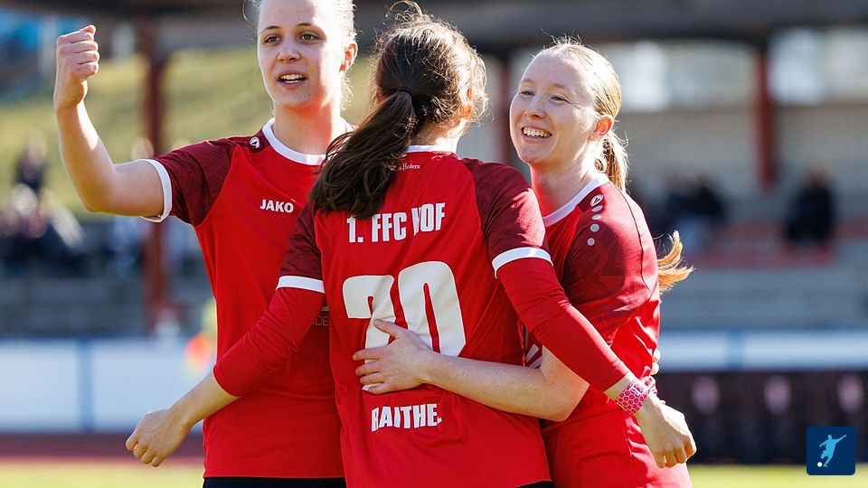 Jubel bei Selina Chrupala, Lena Raithel und Kiara Kilbey (v.l.).