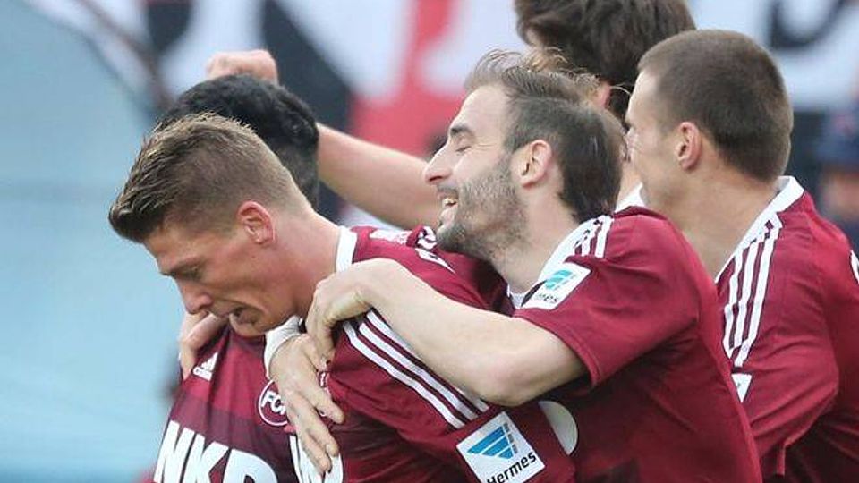 Der FC Nürnberg hat gegen Schalke 04 3:0 gewonnen.