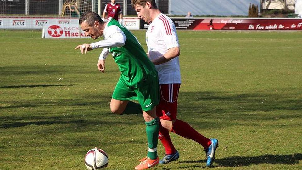 Der SV Sulzemoos (weiß) und der SV Manching trennt