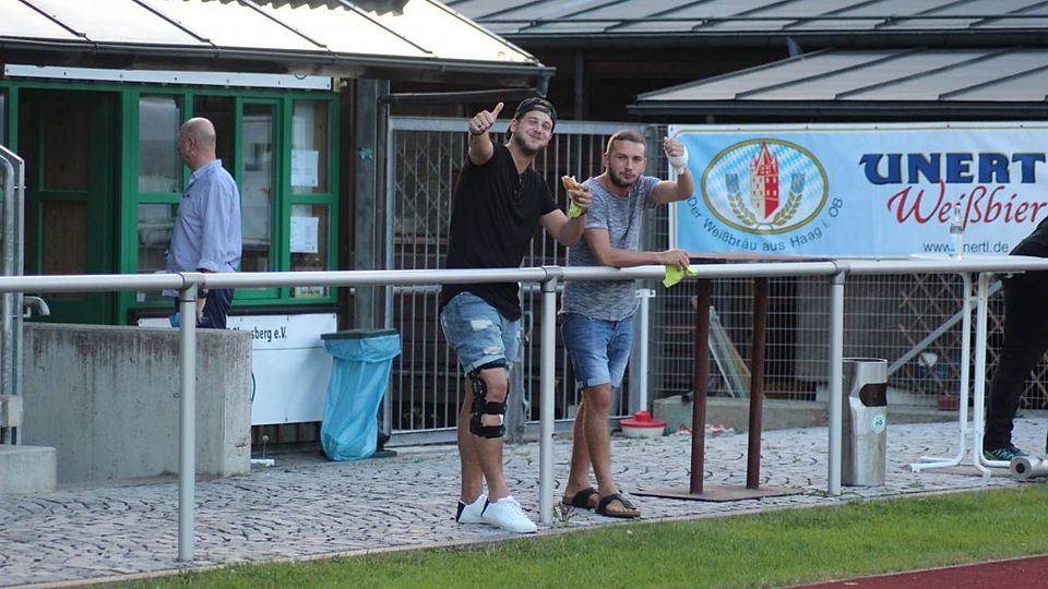 Die beiden Verletzten unterstützen unsere Jungs!
