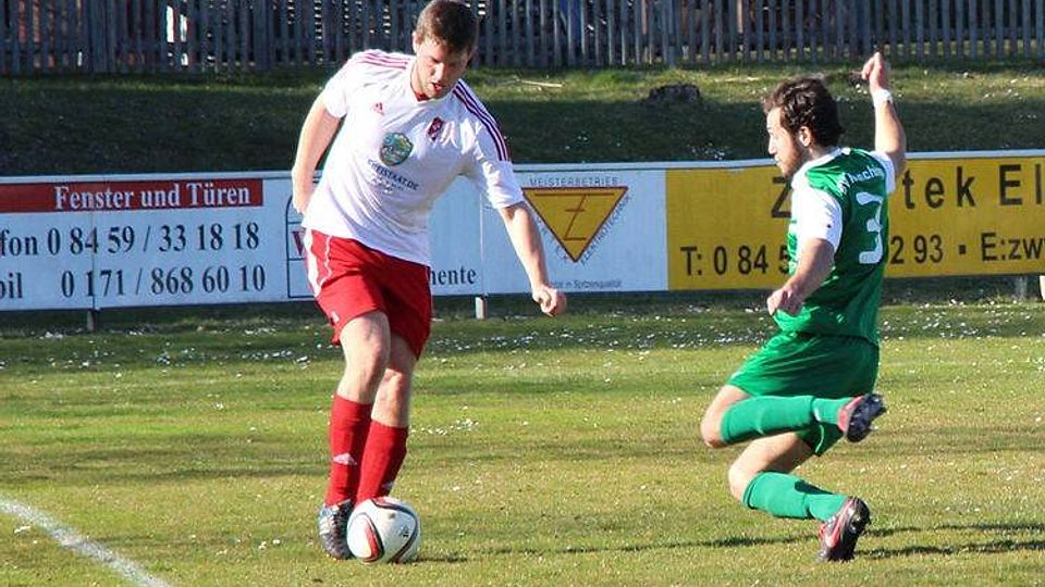 Der SV Sulzemoos (weiß) und der SV Manching trennt