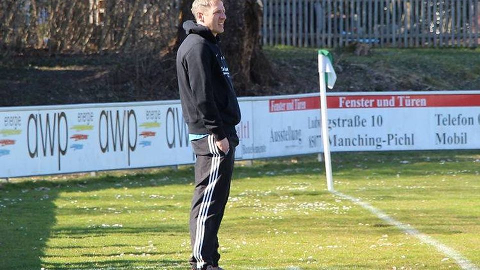 Der SV Sulzemoos (weiß) und der SV Manching trennt