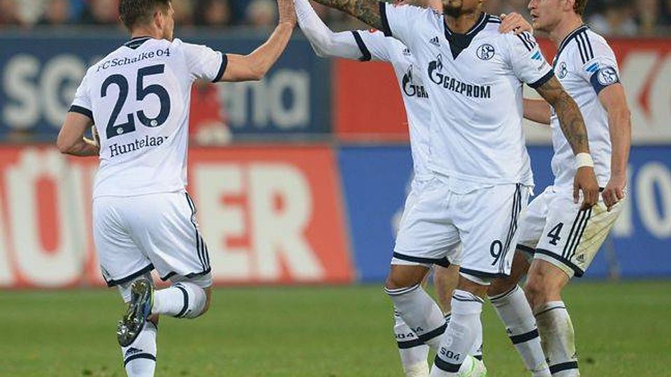 Schalke gewinnt dank zweier Treffer von Torjäger H