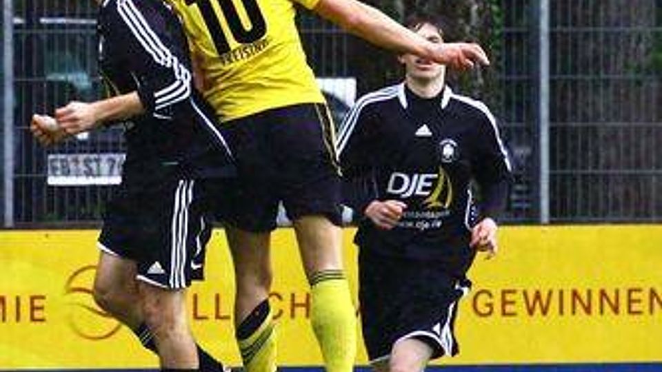 Die Raben setzten sich mit 4:2 gegen Freising durc