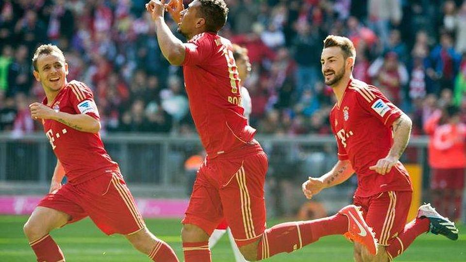 FC Bayern putzt den "Club" - Bilder zum