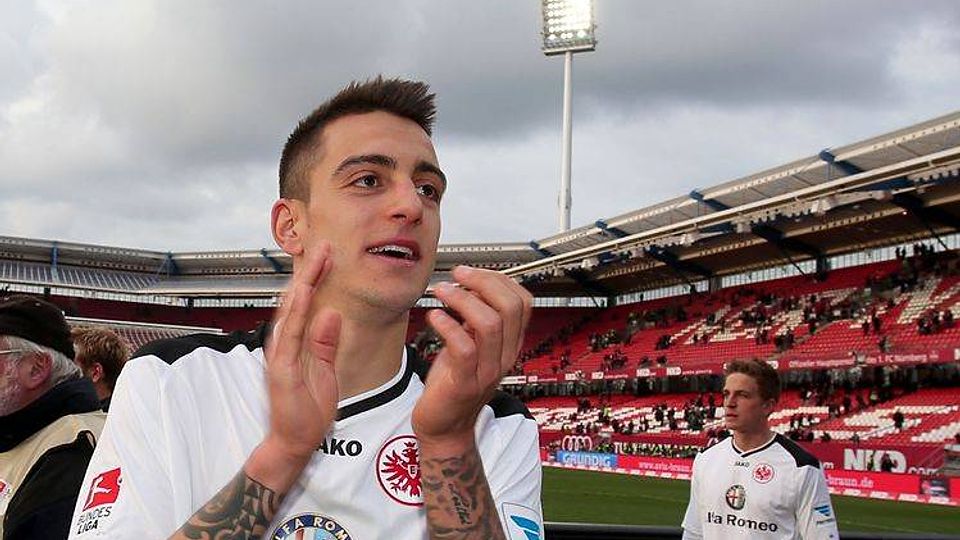 Eintracht Frankfurt feiert im Abstiegskampf beim 1