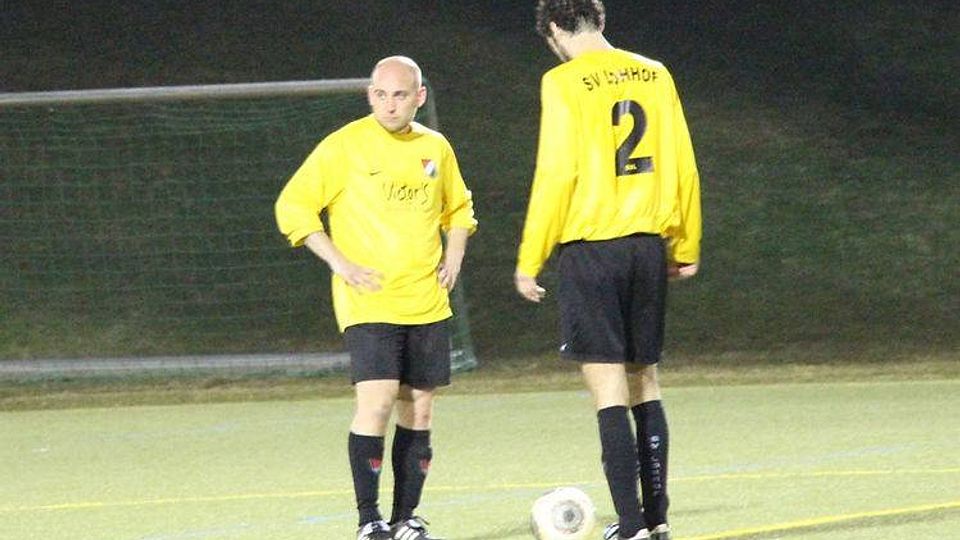 Der SV Lohhof (gelb) und der SV Sulzemoos trennten