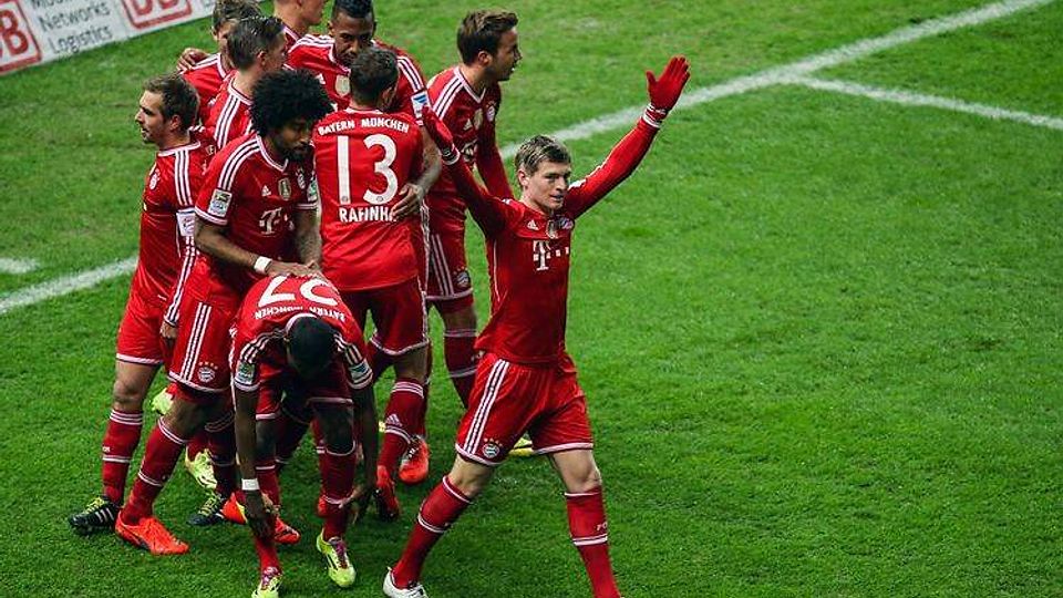 Der FC Bayern krönt sich mit einem 3:1-Sieg in Ber