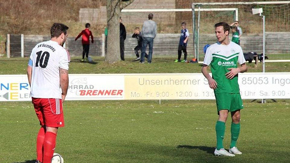 Der SV Sulzemoos (weiß) und der SV Manching trennt