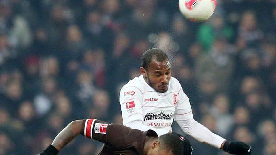 Jahn Regensburg kassierte gegen den St. Pauli eine
