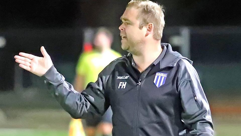 Nimmt die Niederlage gegen Schwaig „zum Großteil“ auf seine Kappe: FC-Coach Florian Heringer.
