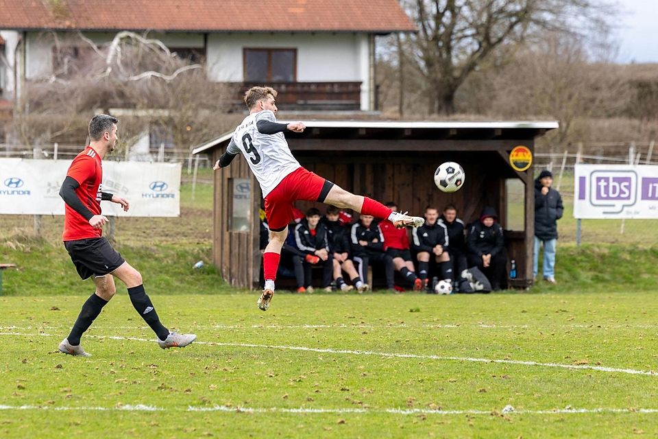 Fußball Kreisklasse 5 Spiele   TSV Otterfing - FC Real Kreuth
