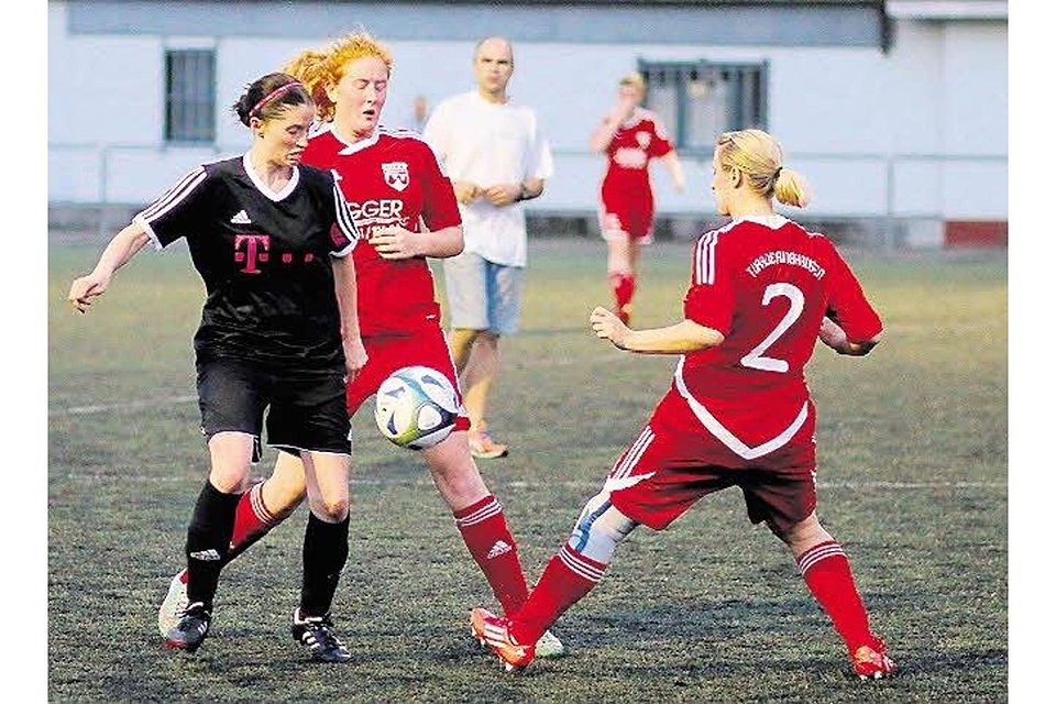 In der ersten Runde um den Kreispokal der Frauen setzte sich TuRa Dieringhausen gegen den SV Morsbach durch., Foto: Oehl