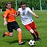 BW Schinkel (orange) gewann gegen RW Sutthausen (weiß) mit 5:2.  Foto: Nico-Andreas Paetzel