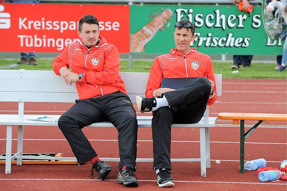 Marko Mutapcic (rechts) musste in seinem letzten Spiel als SSV-II-Coach eine bittere Niederlage nach Elfmeterschießen gegen Nehren verdauen.