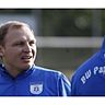 Abschied nahm Trainer Alex Homann nach zweieinhalb Jahren in Papenburg. BW unterlag 0:1 in Dinklage. Foto: Schröer