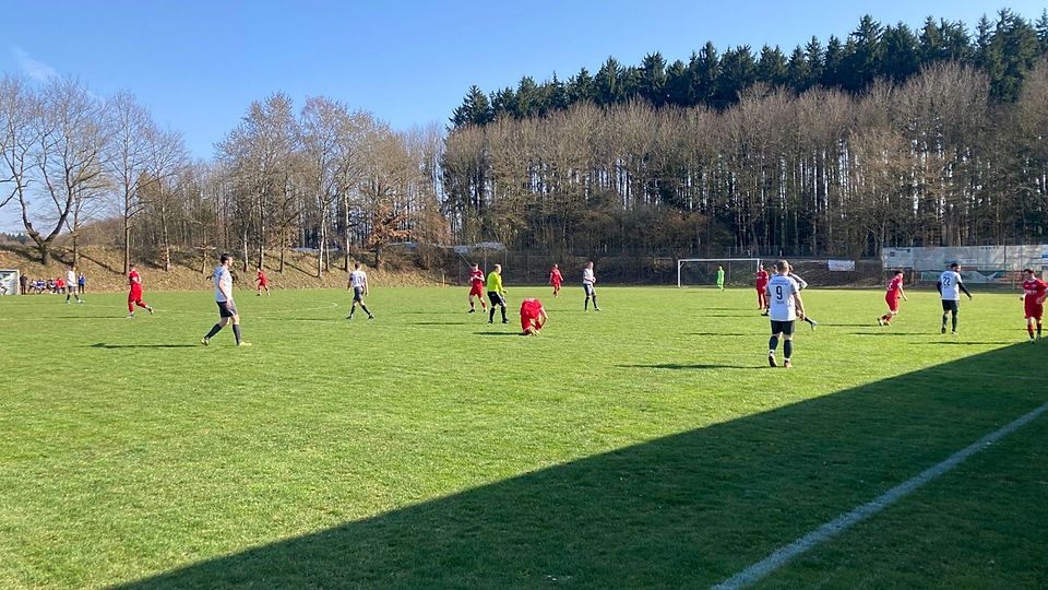 Mit 2:0 siegte der FCR verdient gegen die SG.