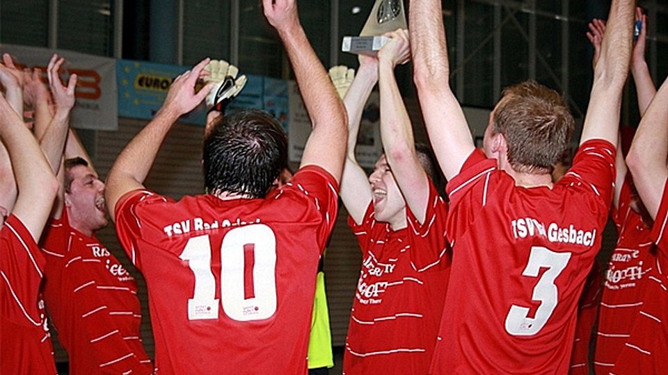 Die Freude beim TSV Bad Griesbach über den Gewinn des Kornreder/Eurosport-Cup war groß Foto: Santner