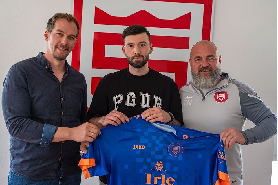 SFS-Coach Thorsten Nehrbauer (rechts), Geschäftsführer Matthias Georg (links) und Dennis Brock. SFS-Coach Thorsten Nehrbauer (rechts), Geschäftsführer Matthias Georg (links) und Dennis Brock.