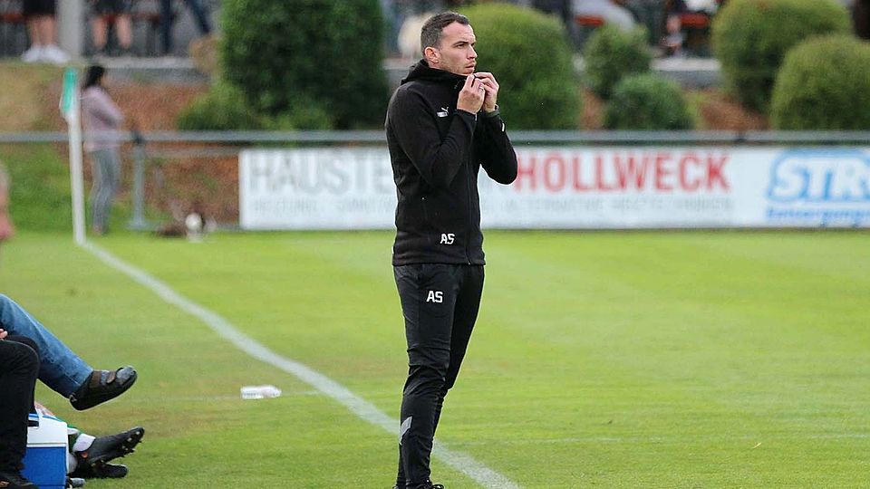 Trainer Albert Sejdiu verabschiedete sich nach nur wenigen Monaten vom FC Rieden.