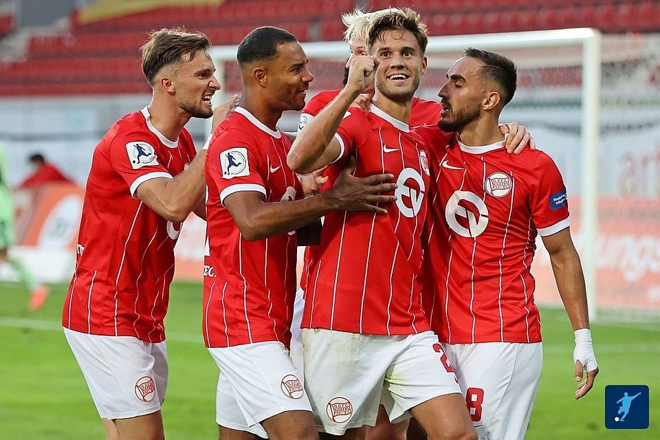 Die Offenbacher Kickers spielen im Achtelfinale bei einem Kreisoberligisten. Das FInale findet am Bieberer Berg statt. 