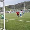 Mit seinem 17. Saisontreffer erzielte Flavio Peter (hier sein Tor gegen Tuggen) den 2:2-Ausgleich. (Archiv))