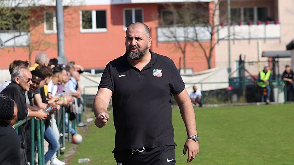 Murat Tik kehrt als Trainer zurück zum CFC Hertha 06 und übernimmt den Posten von Tuurjalai Zazai.