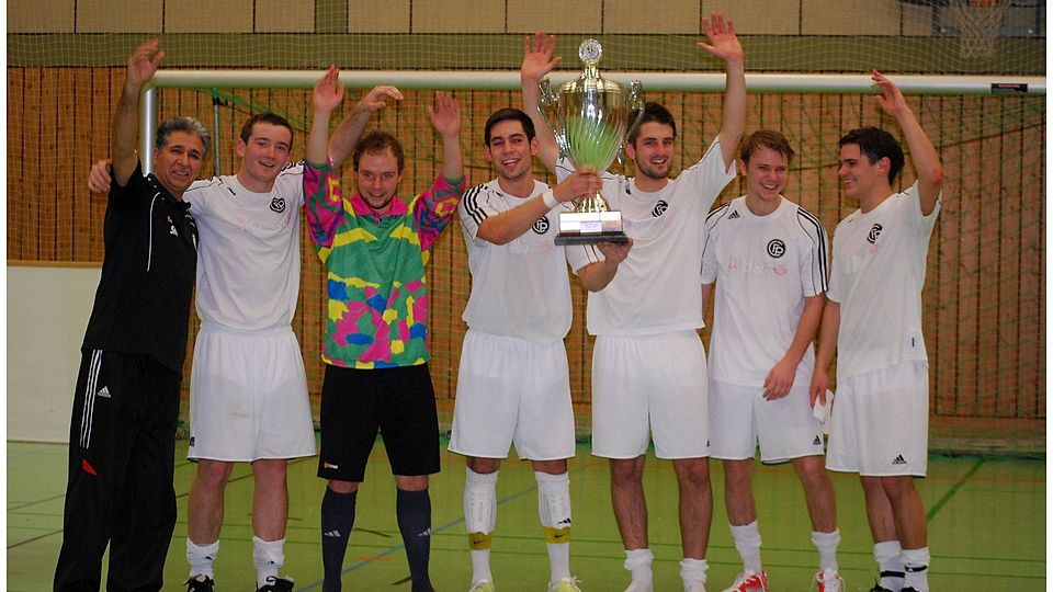 der 1.FC Passau ist der Titelverteidiger beim 12. Wolfhaus-Cup in Osterhofen! Foto: Franz Nagl