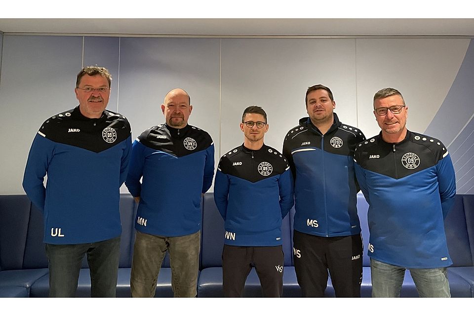 Auf dem Bild von links: Uli Lichius, Michael Neukirchen, Waldemar Neufeld, Max Steinbach und Michael Schmitt.