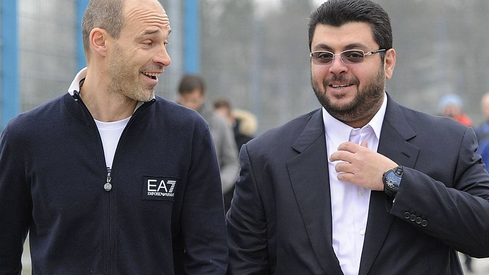 Alexander Schmidt im Jahr 2013, damals Trainer des TSV 1860, mit Löwen-Investor Hasan Ismaik.