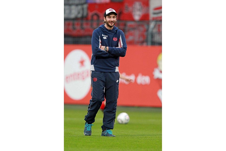 Klare Ansage: Sandro Schwarz beleibt Trainer der U23 des FSV Mainz 05.   Archivfoto: hbz/Sämmer