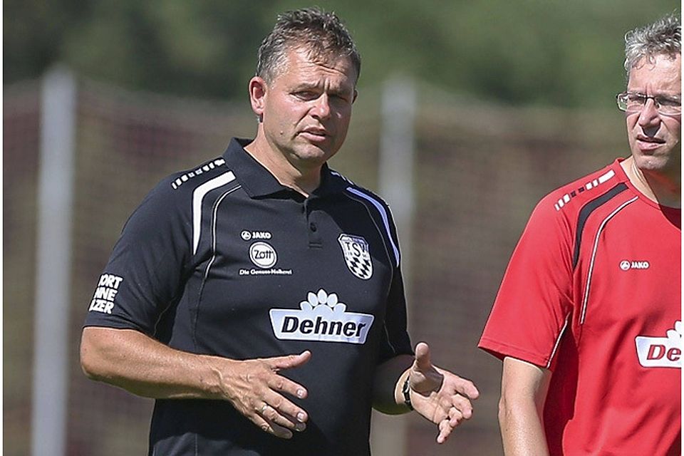 Jürgen Steib (li.) ist von seinen Aufgaben beim TSV Rain entbunden worden. F.:Zink
