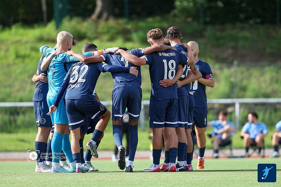 Die Spieler des SV Hummetroth im Mannschaftskreis. Die Spieler des SV Hummetroth im Mannschaftskreis.